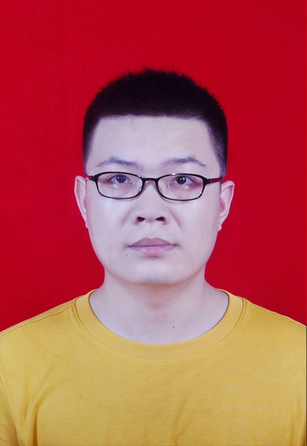 理事 张轩泽